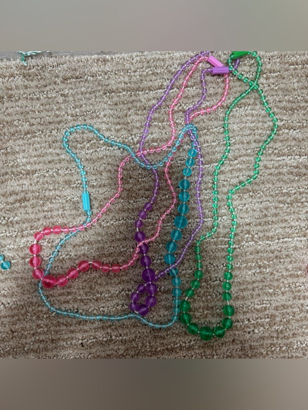4 Necklaces for Pretty Pretty Princess Game Replacement Parts